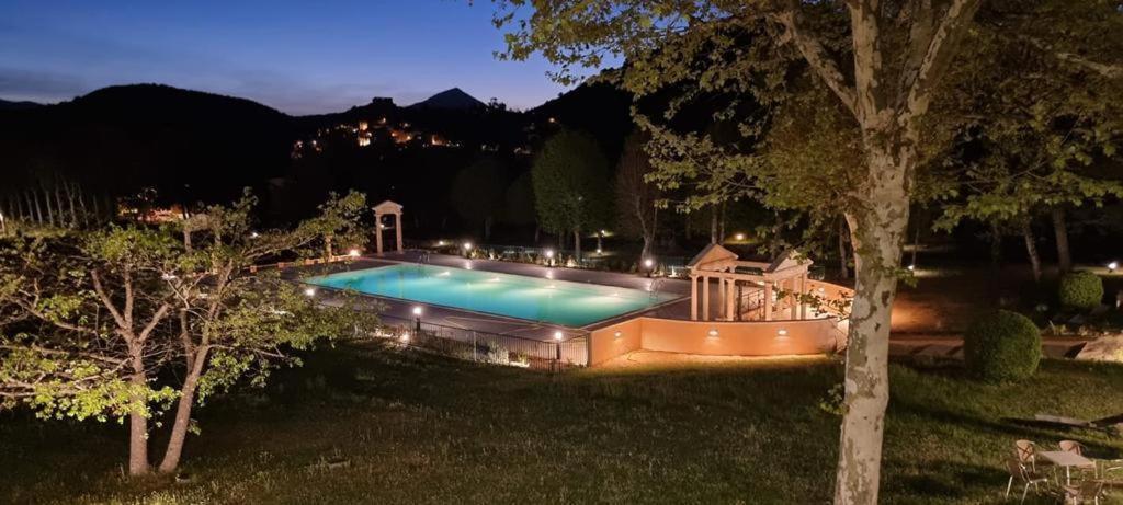 Ferienwohnung La Vue Est Belle Montbrun-les-Bains Exterior foto